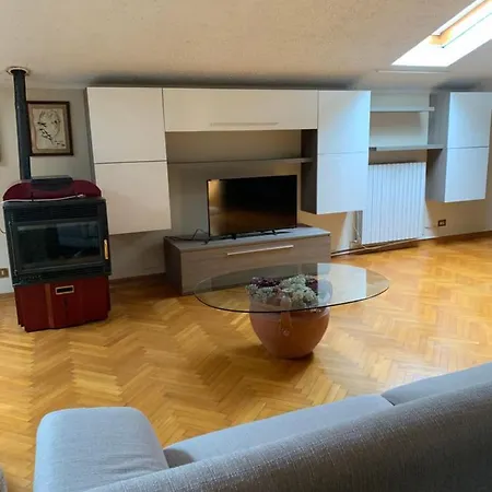 Prima Apartment